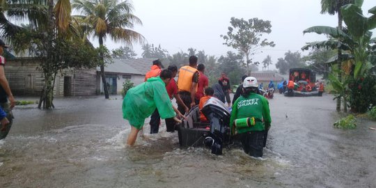 Banjir Belum Surut, 18.408 Warga Konawe Bertahan di Pengungsian