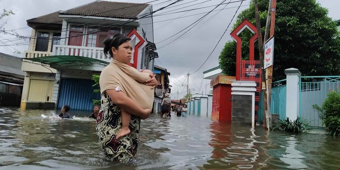 Hampir 2 Pekan, Banjir di Samarinda Tidak Kunjung Surut