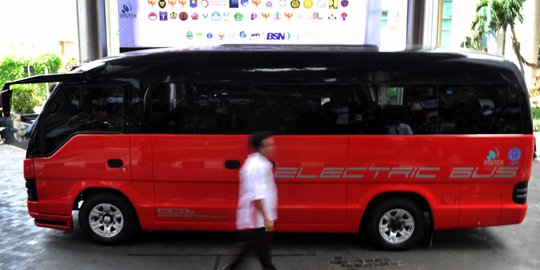 Bos Transjakarta: 13.000 Masyarakat Antusias Coba Bus Listrik