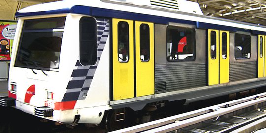 Ini Kelebihan Moda Transportasi O-Bahn Dibanding Transjakarta