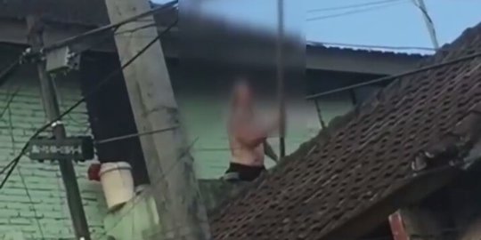 Bule Bertingkah Aneh di Ubud Diamankan Satpol PP, Diduga Kehabisan Uang