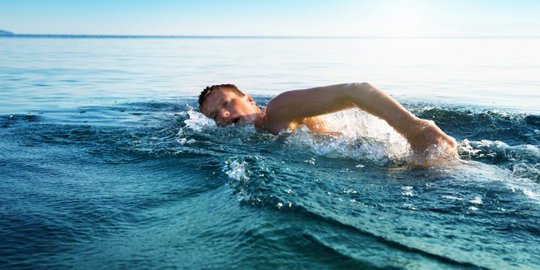 Berenang di Laut Bisa Tingkatkan Risiko Infeksi Kulit pada Seseorang