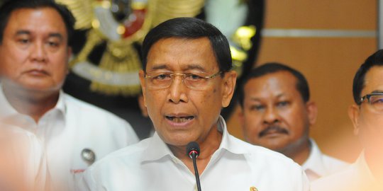 Wiranto Pastikan Polisi Tak Bedakan Perlakuan Antara Soenarko dan Kivlan Zen