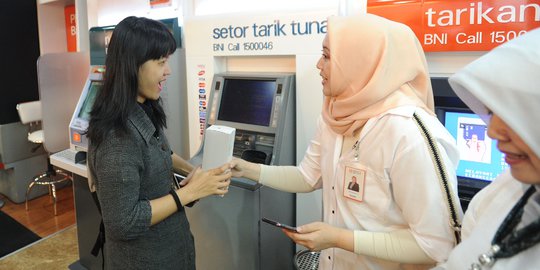 BNI Sabet Bank BUMN Terbaik Kategori Service Excellence 2019 Versi Infobank dan MRI