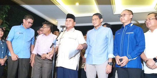 Jokowi Puji Kebesaran Hati dan Sikap Negarawan Prabowo-Sandiaga