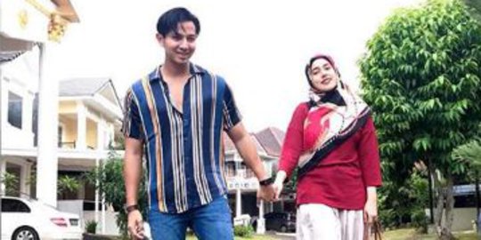 Tak Hanya Fairuz A Rafiq, 5 Artis Indonesia ini Langgeng di Pernikahan Keduanya