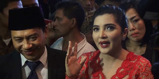 tak hanya fairuz a rafiq, 5 artis indonesia ini langgeng di pernikahan keduanya