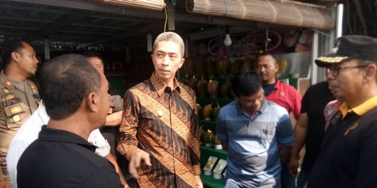 Sidak, Wakil Wali Kota Bogor Minta PKL Bongkar Lapak Dagangannya