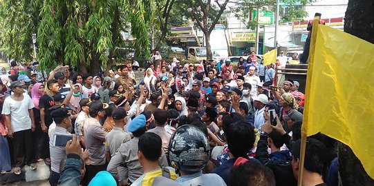 Ratusan Warga Tangerang Protes Proyek Runway 3 Bandara Soekarno-Hatta
