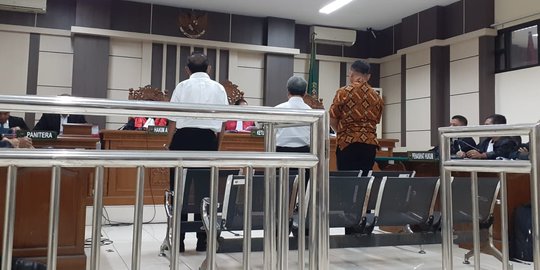 3 Terdakwa Korupsi Dana e-Mading SMP di Kendal Divonis 2 Tahun Penjara