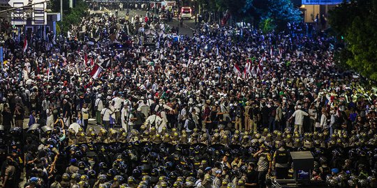 Kontras Soroti Cara Polisi Bubarkan Aksi May Day & Demo 21-22 Mei