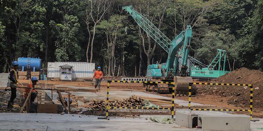 Memantau Progres Pembangunan MRT Fase II