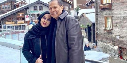 Potret Kemesraan Miliuner Indonesia Bersama Sang Istri
