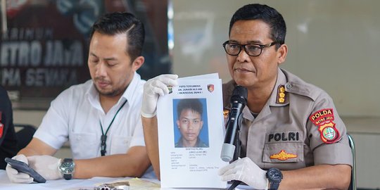 Polisi Rilis Barang Bukti Senjata Pelaku Curanmor yang Ditembak Mati di Depok