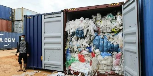 Sampah Plastik Mengandung Limbah Beracun yang Tiba di Batam Berasal dari Australia