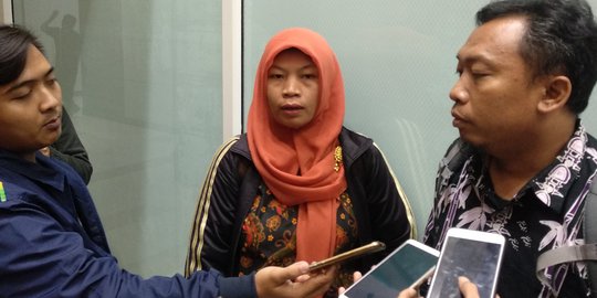PK Ditolak, Baiq Nuril Tetap Dipenjara Akibat Rekam Perilaku Asusila Kepsek