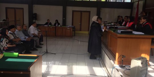 5 Komisioner KPU Palembang Jalani Sidang Perdana Pidana Pemilu