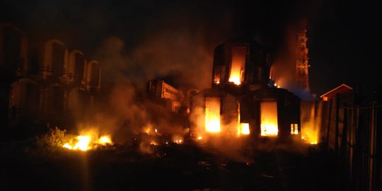 Kebakaran di Cipinang, 15 Unit Mobil Pemadam Dikerahkan