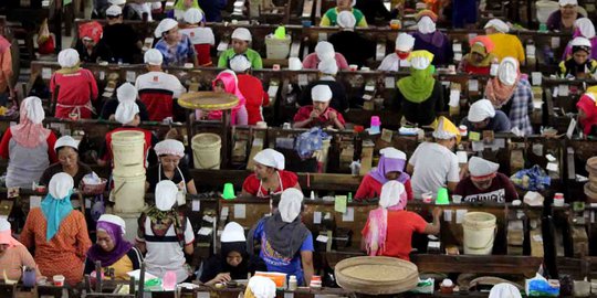 Ekonom Harap Kabinet Periode II Jokowi Fokus Benahi Industri
