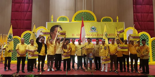 Airlangga Deklarasi Kembali Maju Sebagai Calon Ketum Golkar