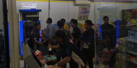 Pencuri Mencoba Bobol ATM Indomaret di Medan