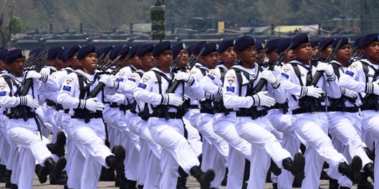 DPR Minta Pemerintah Naikkan Gaji TNI di 2020