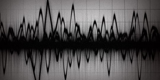 Gempa Bermagnitudo 5.5 Kembali Guncang Ternate Maluku Utara