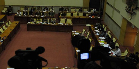 DPR Gelar Fit and Proper Test 34 Calon Anggota KPI