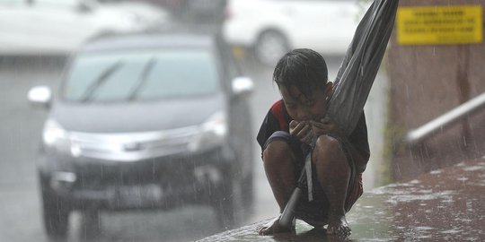 Tolak Mempekerjakan Anak, Pemkot Depok Imbau ASN Tak Gunakan Jasa Ojek Payung