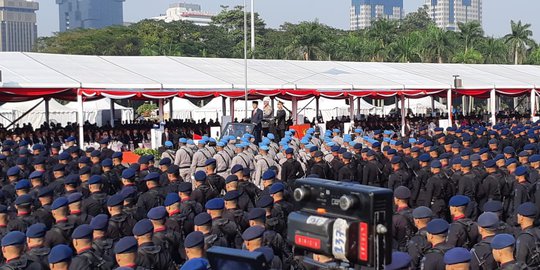 Di HUT Bhayangkara Ke-73, Jokowi Minta Polri Perkuat Kerja Sama dengan TNI