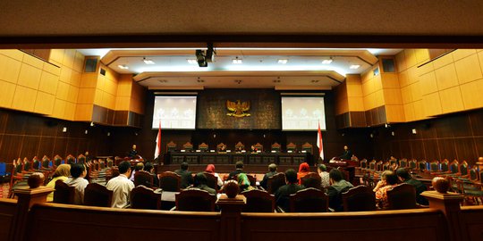Hakim MK Semprot Kuasa Hukum Partai Garuda karena Tak Bawa Bukti