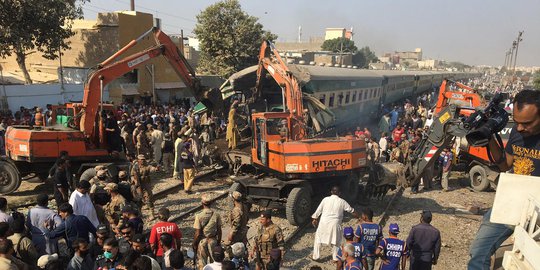 Tabrakan Kereta di Pakistan, 15 Orang Tewas dan Puluhan Luka