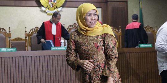 Khofifah Tak Tahu Rumah Komisaris Bank Jatim Digeledah KPK