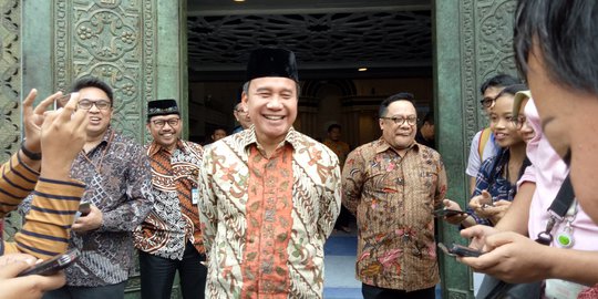 Pesan Mirza ke Destry Sebagai Gubernur Senior Bank Indonesia Baru