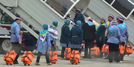 Punya Banyak Jemaah Haji, Anggota DPD Dukung Embarkasi Penuh di Riau