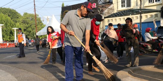 Peringati Hari Solo Menyapu, Ribuan ASN dan Warga Bersih-bersih