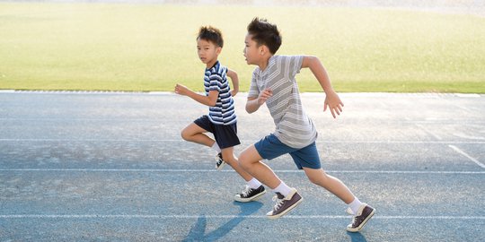Ajak Anak Lebih Aktif dan Sehat Lewat Olahraga Lari, Apa Saja Manfaatnya?