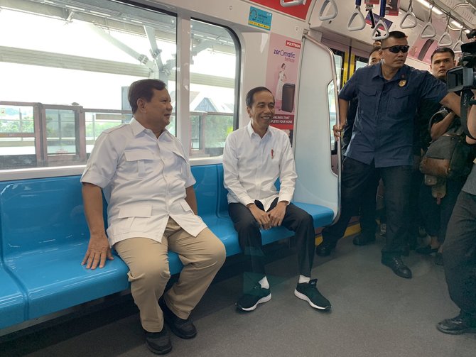 jokowi dan prabowo naik mrt