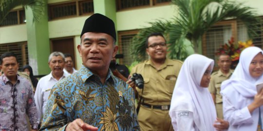 Mendikbud Muhadjir Effendy akan Evaluasi Sistem PPDB Online