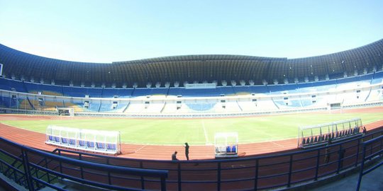 Kondisi Stadion GBLA Dikabarkan Terbengkalai, Ini Kata Menpora