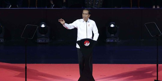 Usai Dilantik, 781 Perwira TNI-Polri Foto Bareng Presiden Jokowi