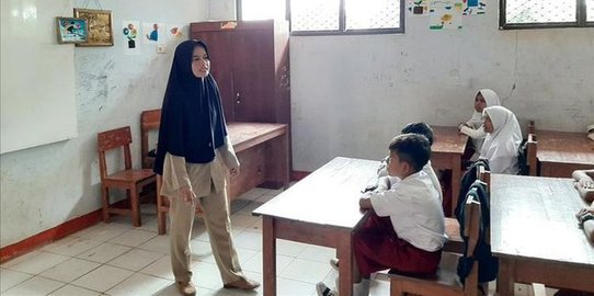 Doa JK untuk Guru Honorer Nining yang Berharap PNS: Pasti Terpilih Pada Waktunya