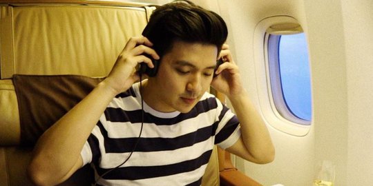 Youtuber Rius Vernandes Minta Pemeriksaan Terkait Garuda Indonesia Ditunda
