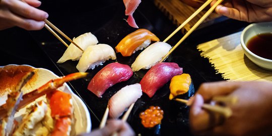 Yuk, Kenalan dengan Jenis Sushi yang Populer di Indonesia