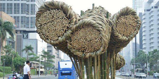 Penjelasan Seniman Soal Karya Bambu Getah Getih Rapuh Hingga Dibongkar Pemprov DKI