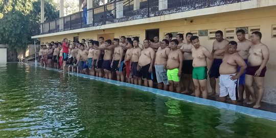 50 Polisi Gendut 'Dipaksa' Kurus di Sekolah Polisi Negara