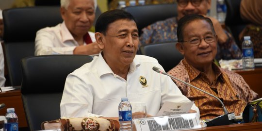 Wiranto Tegaskan Rizieq Tak Ditangkal Pulang ke Indonesia