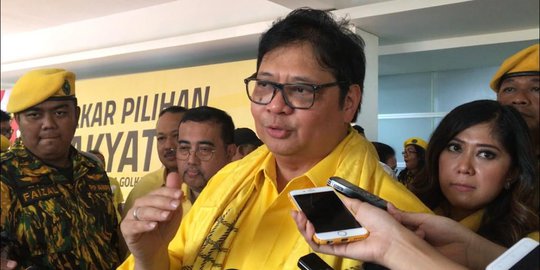 Golkar Sebut Pertemuan Empat Mata Luhut dan Airlangga Tak Bahas Munas