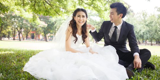 Tips Mengelola Keuangan Bagi Pengantin Baru