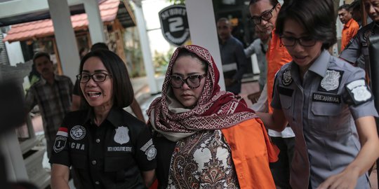 Polisi Nilai Nunung tak Kooperatif Karena Buang Barang Bukti Sabu ke Dalam WC